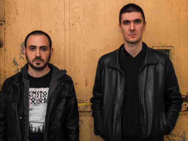 צ'רלי לוקר ואנדרו הוק